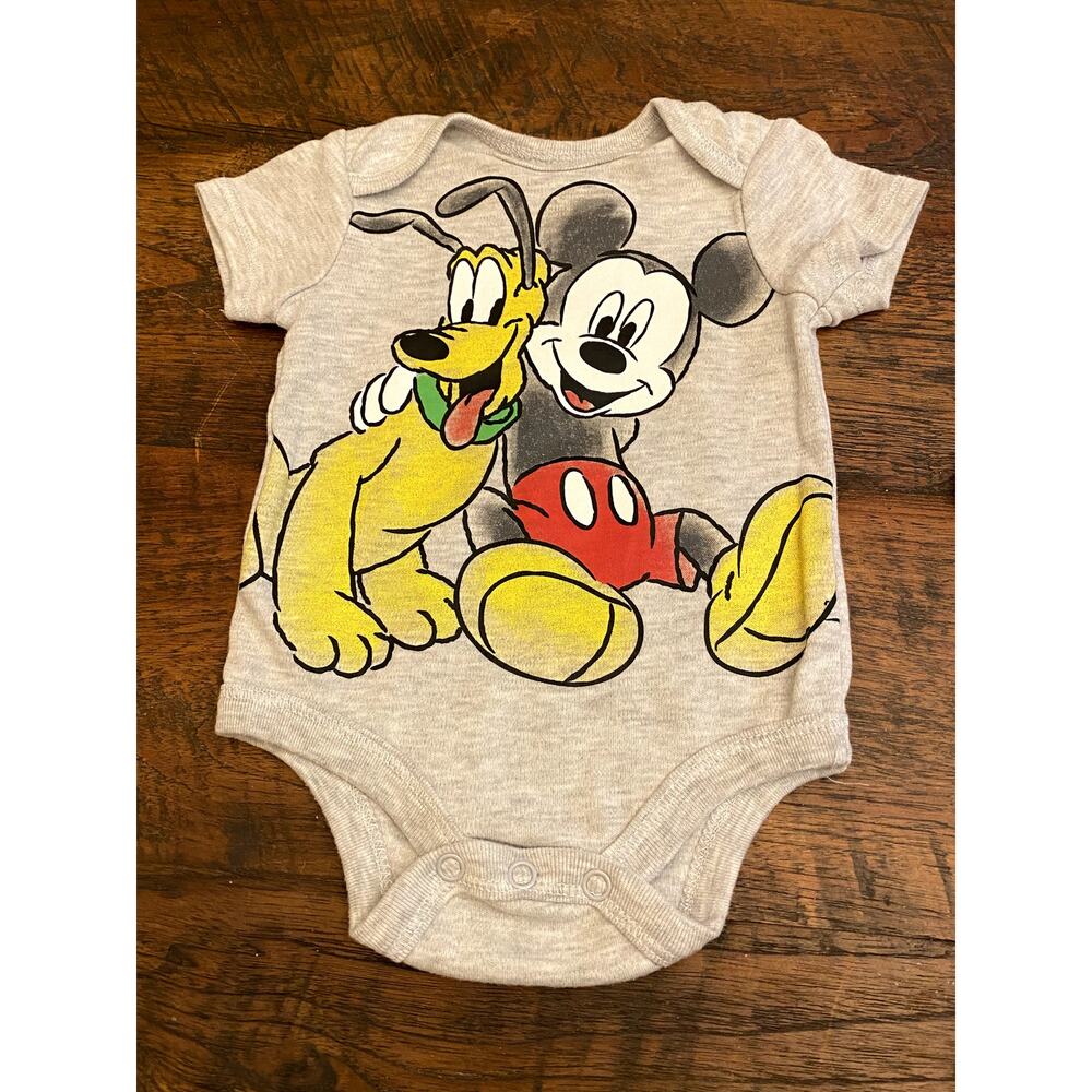 Disney Baby Mikey Mouse Goofy Gray Short Sleeve One Piece Bodysuit Unisex Sz 0/3